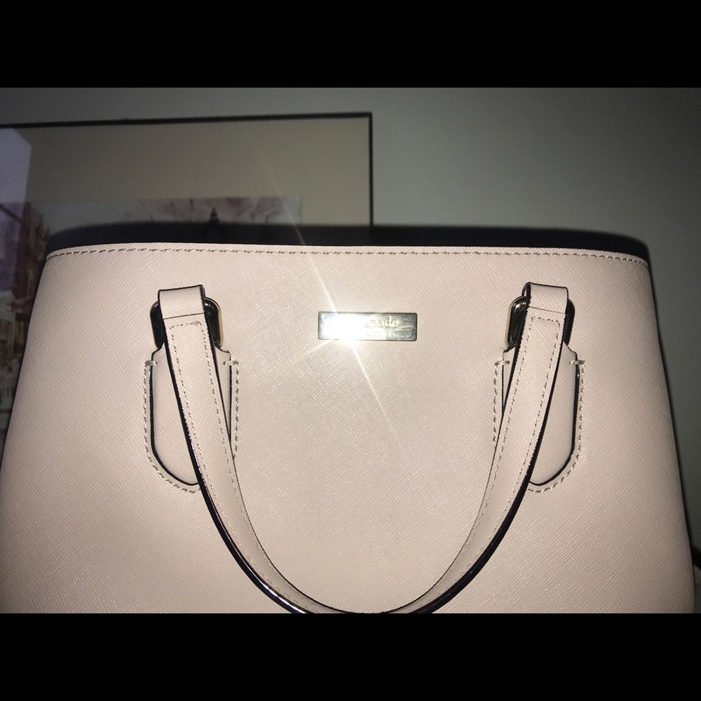 Kate Spade Purse - Picture 3 of 8